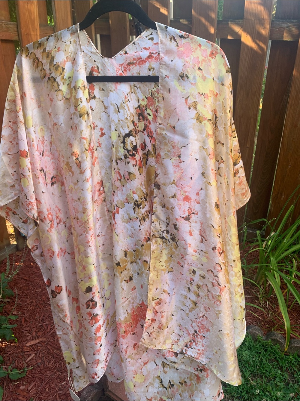 STYLINÉ Floral Watercolor Kimono - Pink, Yellow, Cream
